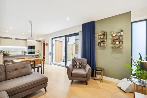 3 bedroom house for sale, Westcote Road, London, SW16