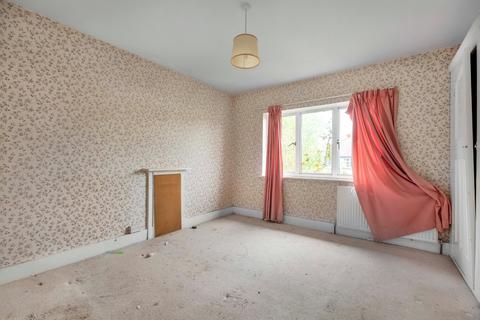 3 bedroom semi-detached house for sale, Clonmel Road, Teddington, Middlesex, TW11