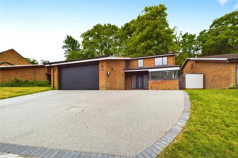 4 bedroom detached house for sale, Skerritt Way, Purley on Thames, Reading, Berkshire, RG8