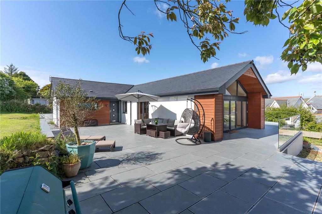 Newbridge, Penzance TR20 4 bed bungalow for sale £700,000
