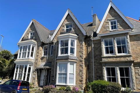 1 bedroom apartment for sale, 17 Mennaye, Penzance TR18