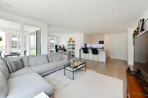 2 bedroom flat for sale, Royal Captain Court, London E14