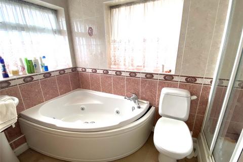 3 bedroom semi-detached house for sale, Glebe Drive, Rayleigh, Essex, SS6