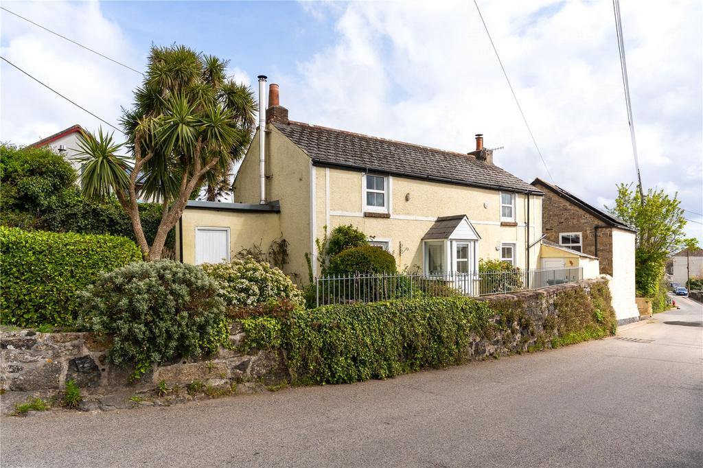Gulval Cross, Gulval TR18 2 bed detached house for sale £300,000