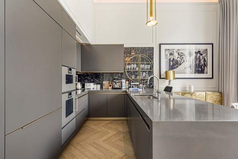 3 bedroom apartment to rent, Park Crescent , London W1B