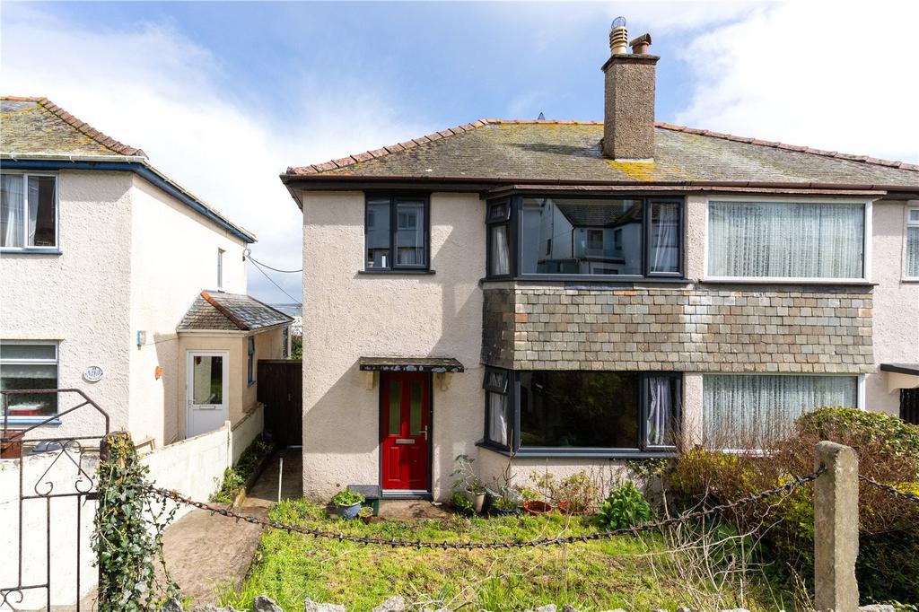 Newlyn, Cornwall TR18 3 bed semidetached house for sale £375,000