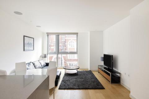 2 bedroom apartment to rent, Wellington House, London SW1E