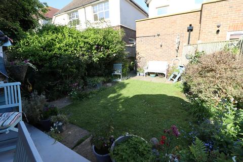 3 bedroom flat for sale, Bedford Avenue, Bexhill-on-Sea, TN40