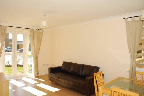 1 bedroom flat to rent, Gilbert White Close, Perivale, Greenford, UB6