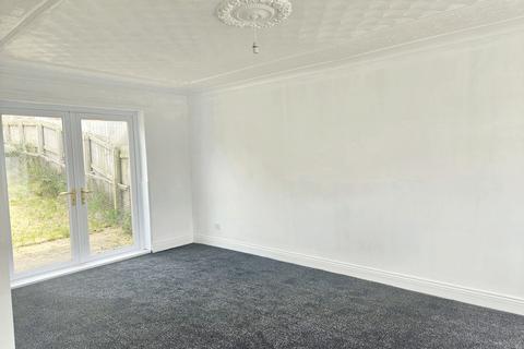 2 bedroom semi-detached house to rent, Thirlmere Road, Peterlee SR8
