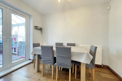 68 The Coppice, Easington Colliery, Peterlee, SR8 3NU