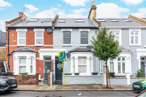 3 bedroom flat for sale, Rosaline Road, Munster Village, London, SW6