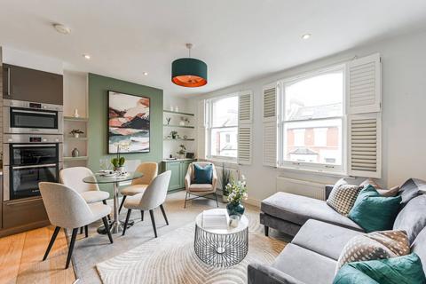 3 bedroom flat for sale, Rosaline Road, Munster Village, London, SW6