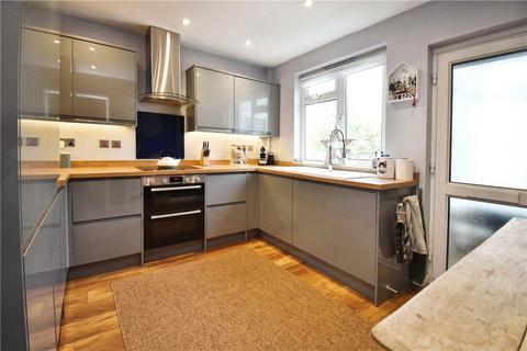 8 Kennett Road, Halterworth, Romsey, SO51 5PQ