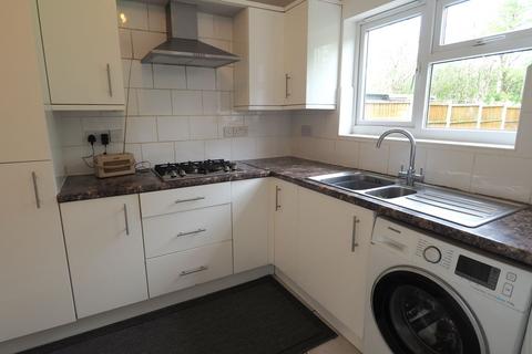 3 bedroom semi-detached house to rent, High Hill Road, New Mills, SK22