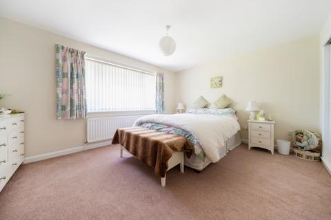 4 bedroom detached house for sale, Durnford Close, Chilbolton, Stockbridge, Hampshire, SO20