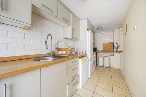 1 bedroom flat for sale, Thirlmere Gardens, Northwood, HA6