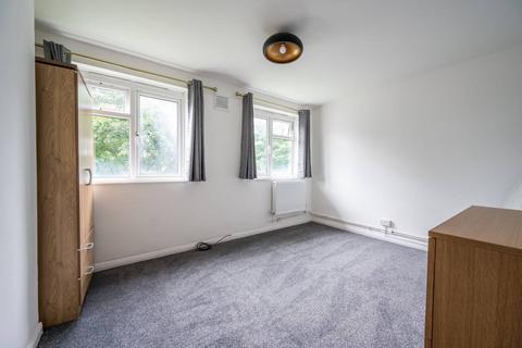 2 bedroom maisonette to rent, Kent Street, Bethnal Green, London, E2