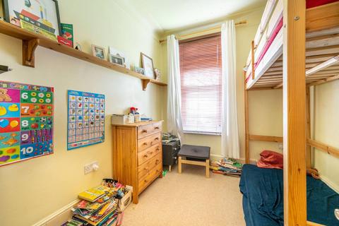 5 bedroom end of terrace house to rent, Cranmer Road, Forest Gate, London, E7