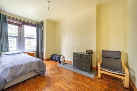 5 bedroom end of terrace house to rent, Cranmer Road, Forest Gate, London, E7