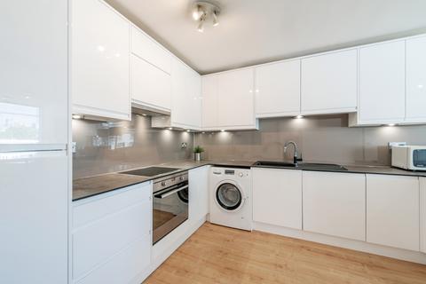2 bedroom apartment to rent, Craven Hill Gardens Bayswater W2