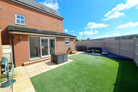 4 bedroom detached house for sale, Poppyfields, Sandy SG19