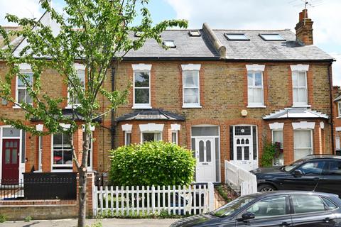 3 bedroom terraced house to rent, Laurel Avenue, Twickenham TW1