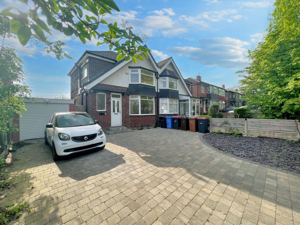 Lancaster Road, Salford, M6 3 bed semidetached house for sale £240,000