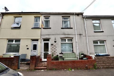 3 bedroom terraced house to rent, William Street, Cwm, NP23