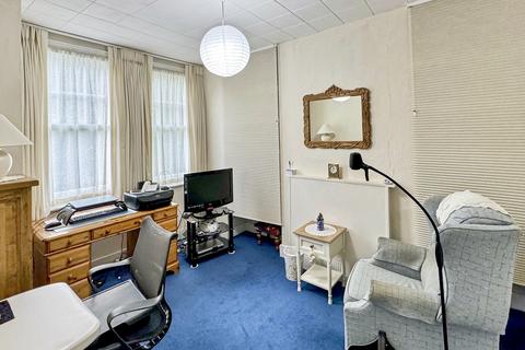 12a Darell Road, Richmond, TW9 4LQ