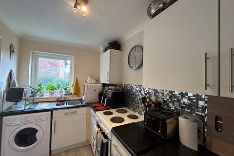 2 bedroom terraced house for sale, Chesterton Close, Plymouth PL5