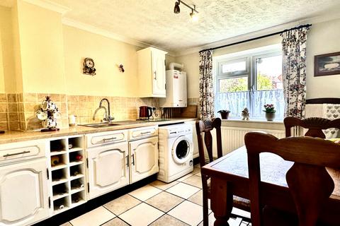 2 bedroom semi-detached house for sale, Tabret Close, Kennington, Ashford, Kent