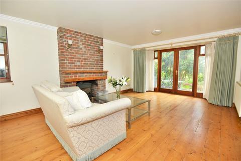 Westward High Street, Woodgreen, Fordingbridge, SP6 2AU