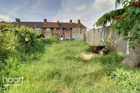 82 Rogers Road, Dagenham, RM10 8JX