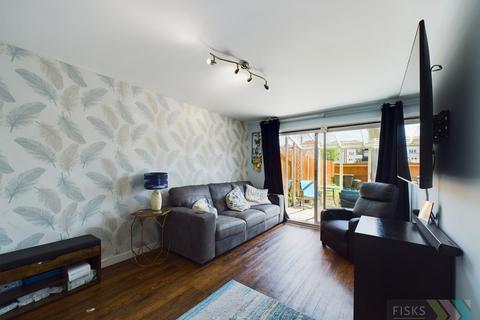 3 bedroom terraced house for sale, Edinburgh Way, Basildon, SS13