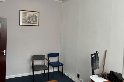 Office to rent, Bolton, BL1