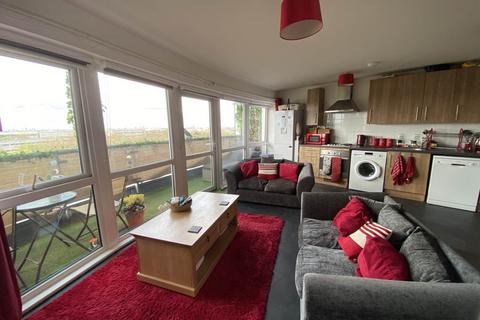 1 bedroom flat for sale, Poplar Place, London SE28