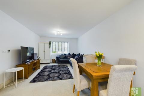 4 Buddery Close, Warfield, Bracknell, RG42 6DJ