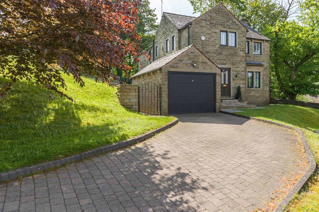 The Meadow, Delph, Saddleworth 5 bed detached house for sale £600,000