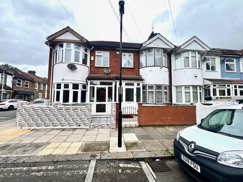 Southern Road, London E13 4 bed house for sale £450,000