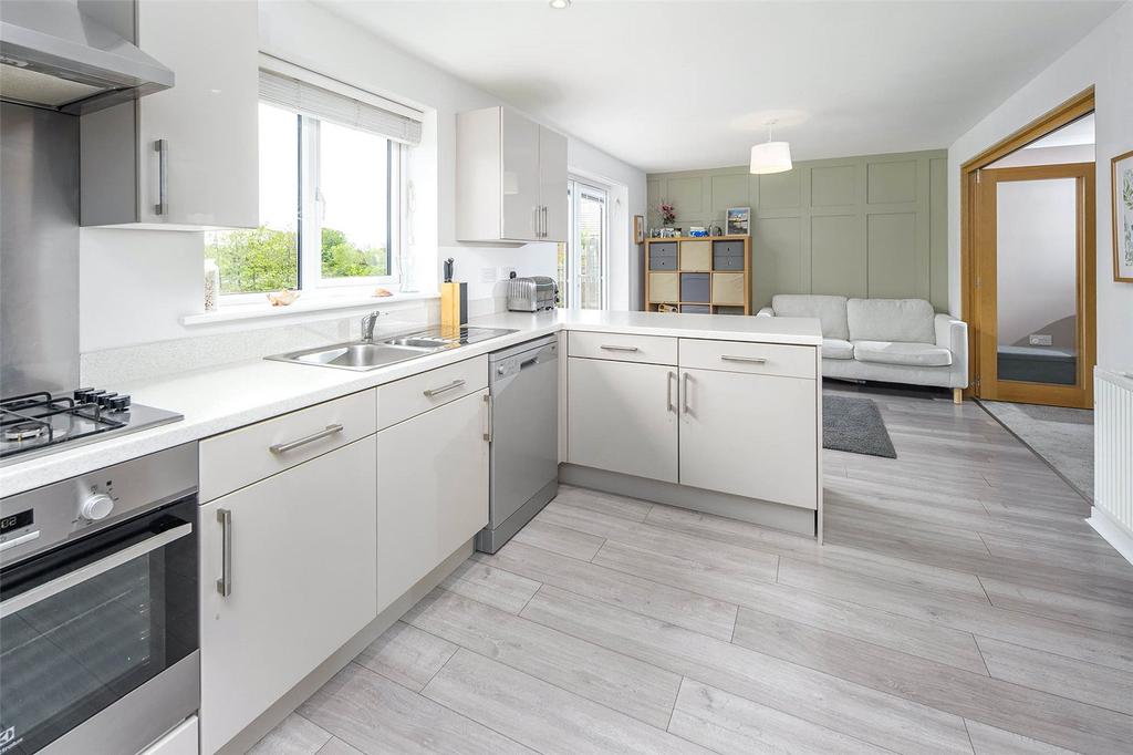Fennel Way, Morpeth, Northumberland, NE61 5 bed detached house for sale