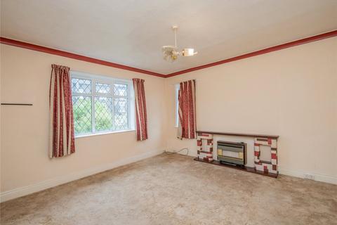 2 bedroom bungalow for sale, Bowling Hall Road, Bradford, West Yorkshire, BD4