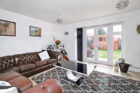 10 Great Clayne Road, Gravesend, DA12 2FG