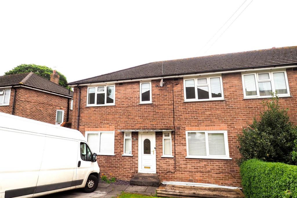 Goyt Road, Disley, SK12 2 bed flat £850 pcm (£196 pw)