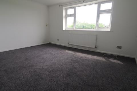 2 bedroom flat to rent, Goyt Road, Disley, SK12