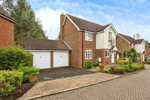 5 bedroom detached house for sale, Fountains Close, Willesborough, Ashford, Kent