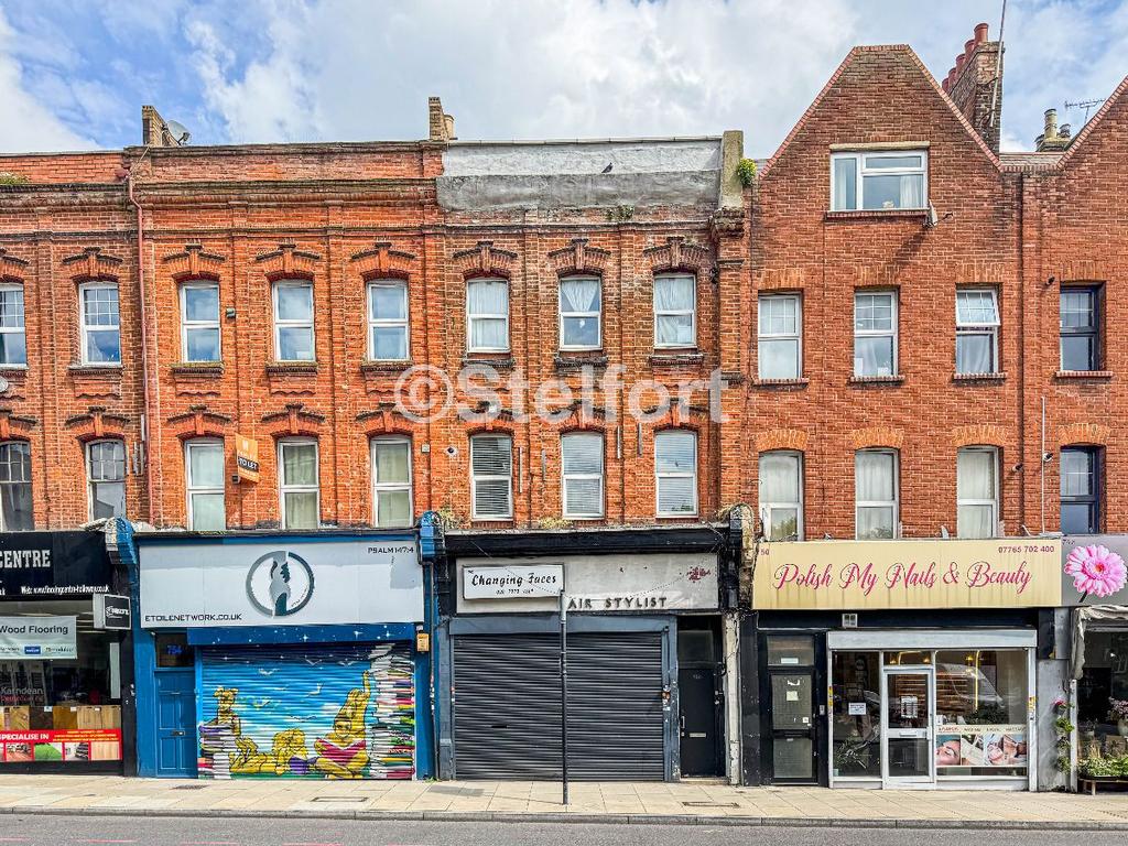 Holloway Road, London, N7 Shop to rent £1,667 pcm (£385 pw)