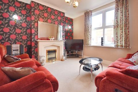 2 bedroom terraced house for sale, Leeds Road, Wakefield, West Yorkshire