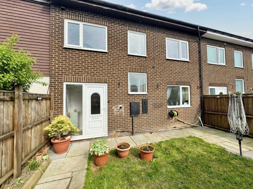 Severn Close, Peterlee, Durham, SR8 1JU 3 bed terraced house for sale