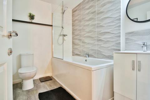 23 Furlong Drive, Kingswood, Hull, HU7 3FL